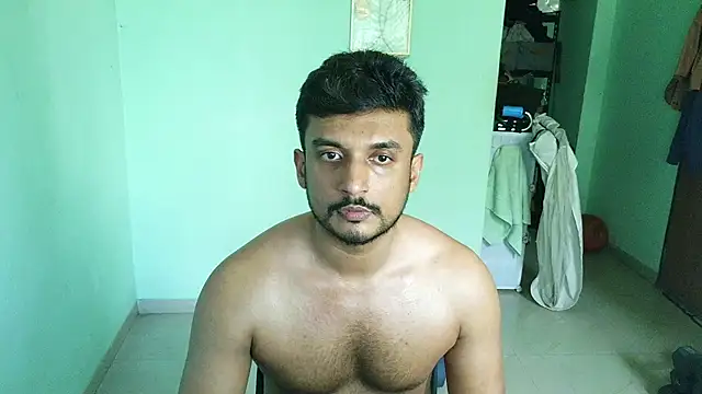 daringcutie online show from May 7, 2026, 7:12 am
