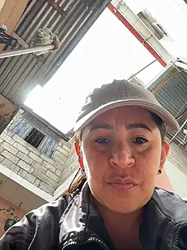 latinfemale online show from April 2, 2026, 3:19 pm