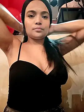 Snapshot of _Estrellita_ chatting on September 21, 2025, 1:44 am Estrellita online show from September 21, 2025, 1:44 am