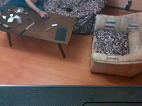 Snapshot of ZDRAVKICH chatting on December 9, 2024, 11:13 pm ZDRAVKICH online show from December 9, 2024, 11:13 pm