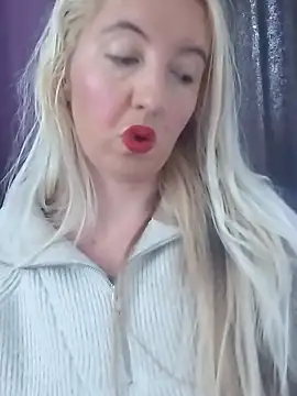 Snapshot of Mllesha74000 chatting on November 2, 2025, 12:54 pm Mllesha74000 online show from November 2, 2025, 12:54 pm