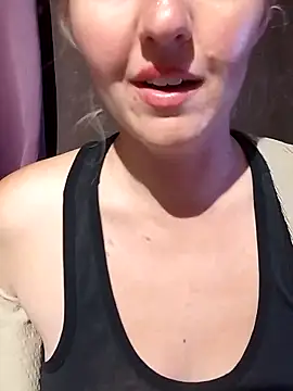 Snapshot of Mllesha74000 chatting on September 21, 2025, 6:13 pm Mllesha74000 online show from September 21, 2025, 6:13 pm