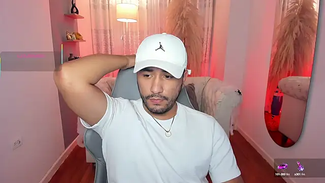 Snapshot of Nick_Moca chatting on October 13, 2025, 7:59 pm Nick Moca online show from October 13, 2025, 7:59 pm