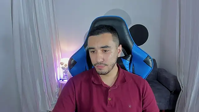 Snapshot of Nick_Moca chatting on December 4, 2024, 2:47 am Nick Moca online show from December 4, 2024, 2:47 am