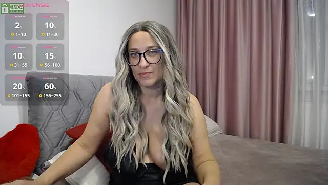 Snapshot of Aphrodite_S32 chatting on October 12, 2025, 2:29 pm Aphrodite S32 online show from October 12, 2025, 2:29 pm