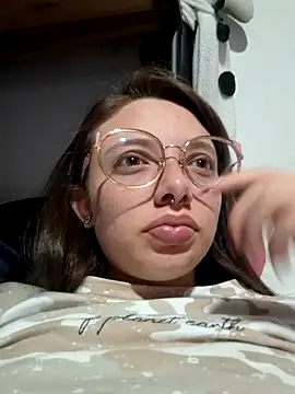 linda-schmidt online show from November 6, 2025, 3:43 am