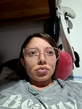 linda-schmidt online show from February 4, 2026, 1:33 am