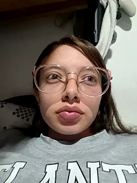 linda-schmidt online show from December 1, 2025, 1:17 am