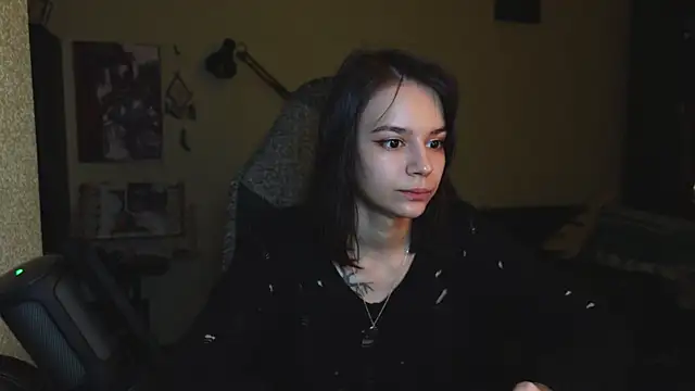 alyssa sweet online show from March 14, 2025, 4:32 am