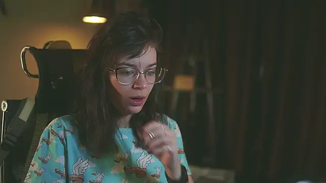 alyssa sweet online show from October 2, 2025, 4:05 am