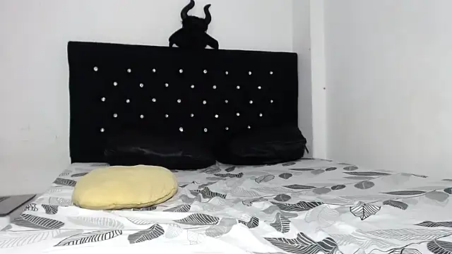 Snapshot of venuz_mendoza20 chatting on January 18, 2026, 10:18 am venuz mendoza20 online show from January 18, 2026, 10:18 am