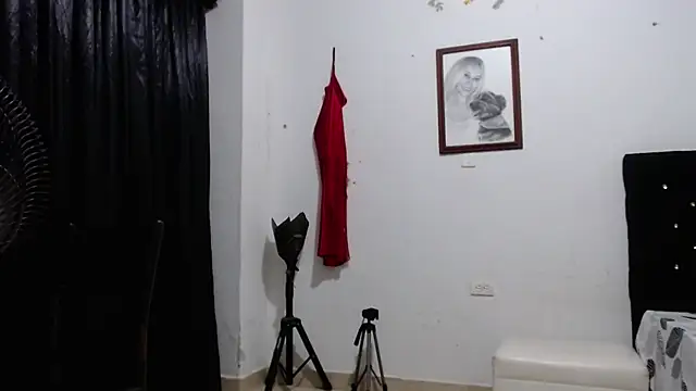 Snapshot of venuz_mendoza20 chatting on November 15, 2025, 2:10 pm venuz mendoza20 online show from November 15, 2025, 2:10 pm