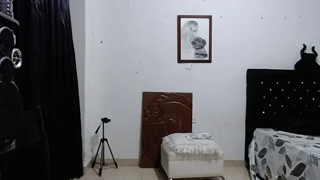 Snapshot of venuz_mendoza20 chatting on December 18, 2025, 12:09 pm venuz mendoza20 online show from December 18, 2025, 12:09 pm