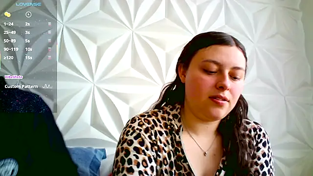 jerryandjessica online show from December 21, 2025, 12:40 pm