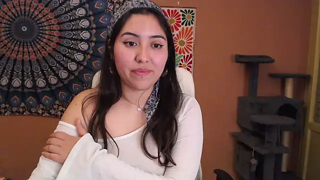 Snapshot of IntimateTales chatting on January 25, 2025, 8:42 pm IntimateTales online show from January 25, 2025, 8:42 pm