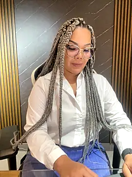 Snapshot of KellyBrooklyn_ chatting on October 15, 2025, 1:19 pm KellyBrooklyn online show from October 15, 2025, 1:19 pm