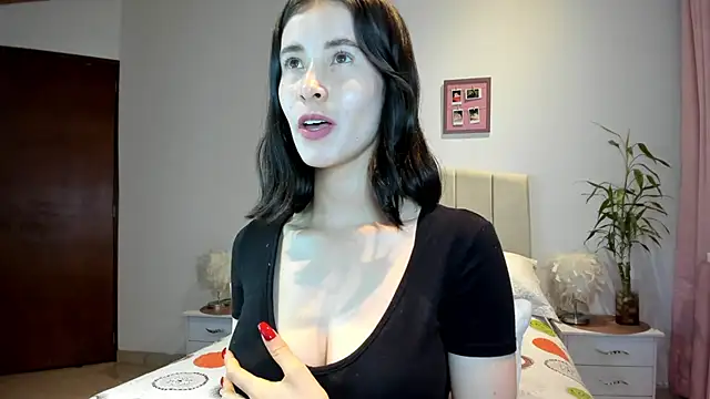 Snapshot of macarena_vallejo chatting on March 19, 2025, 4:03 am macarena vallejo online show from March 19, 2025, 4:03 am