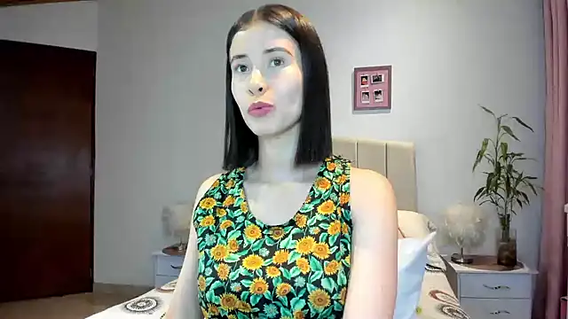 Snapshot of macarena_vallejo chatting on January 14, 2025, 1:58 am macarena vallejo online show from January 14, 2025, 1:58 am