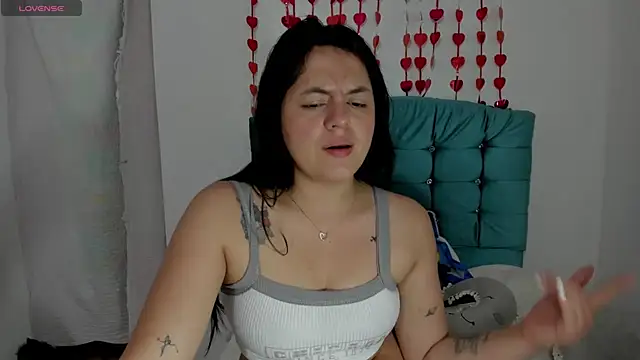 Snapshot of Anal_Milky_Momma chatting on February 26, 2025, 1:22 pm Anal Milky Momma online show from February 26, 2025, 1:22 pm