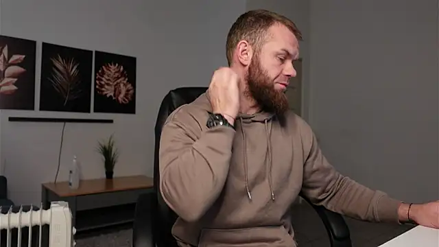 Tommy Burnz online show from December 4, 2025, 8:02 am