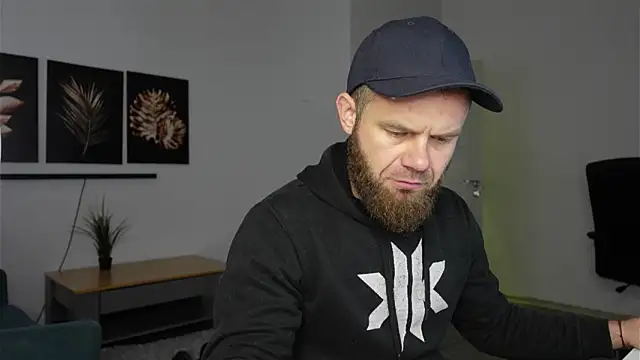 Tommy Burnz online show from December 1, 2025, 11:00 am