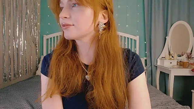 Snapshot of GingerArin chatting on August 3, 2026, 1:28 pm GingerArin online show from August 3, 2026, 1:28 pm