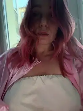 Snapshot of Puzdosia chatting on June 14, 2026, 7:26 pm Puzdosia online show from June 14, 2026, 7:26 pm