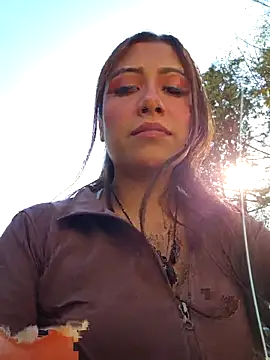 Snapshot of DORYY chatting on November 13, 2025, 10:02 pm DORYY online show from November 13, 2025, 10:02 pm