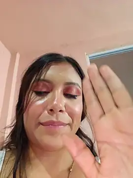 Snapshot of DORYY chatting on April 15, 2026, 2:17 am DORYY online show from April 15, 2026, 2:17 am