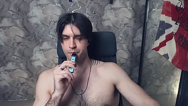 Snapshot of keanu_reevez chatting on April 15, 2026, 10:32 am keanu reevez online show from April 15, 2026, 10:32 am