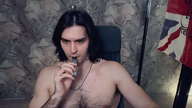 Snapshot of keanu_reevez chatting on February 27, 2026, 9:42 am keanu reevez online show from February 27, 2026, 9:42 am