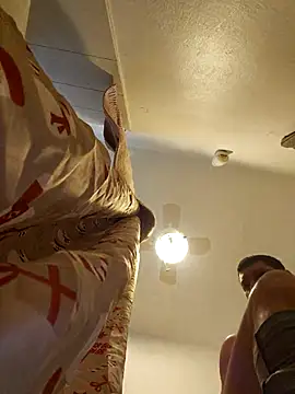 Snapshot of tropikboy chatting on November 18, 2025, 8:34 pm tropikboy online show from November 18, 2025, 8:34 pm