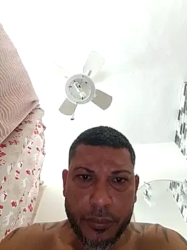 Snapshot of tropikboy chatting on November 28, 2025, 12:49 pm tropikboy online show from November 28, 2025, 12:49 pm