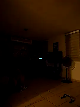 Snapshot of tropikboy chatting on November 5, 2025, 9:56 am tropikboy online show from November 5, 2025, 9:56 am