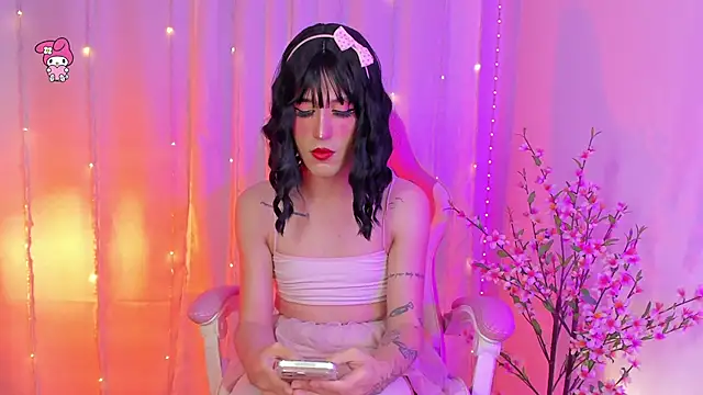rosseblondee online show from June 21, 2026, 6:36 pm