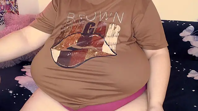 Snapshot of SenzualHotM chatting on November 13, 2025, 10:19 am SenzualHotM online show from November 13, 2025, 10:19 am