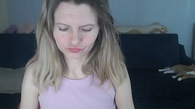 Snapshot of night_is_dark chatting on March 13, 2026, 10:26 pm night is dark online show from March 13, 2026, 10:26 pm