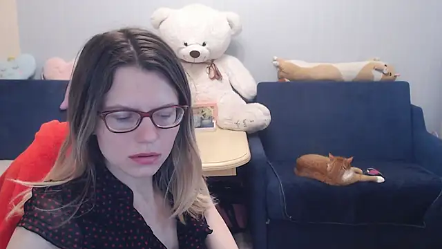 Snapshot of night_is_dark chatting on December 18, 2025, 5:06 pm night is dark online show from December 18, 2025, 5:06 pm