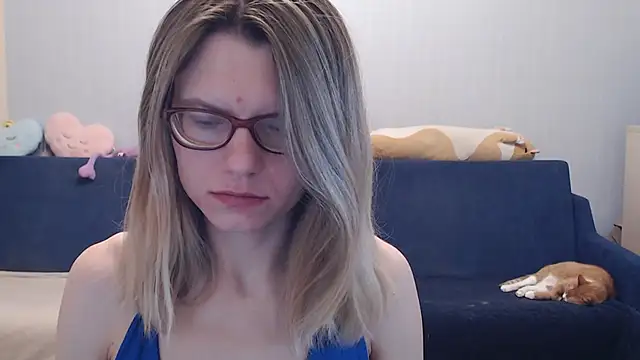 Snapshot of night_is_dark chatting on February 8, 2026, 4:37 pm night is dark online show from February 8, 2026, 4:37 pm