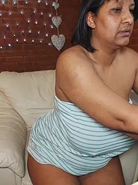 Lilybanx online show from April 19, 2026, 6:10 pm