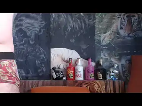 Snapshot of viking_30 chatting on December 18, 2025, 7:46 am viking 30 online show from December 18, 2025, 7:46 am