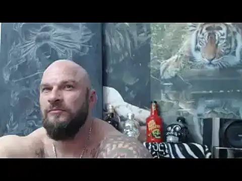 Snapshot of viking_30 chatting on April 18, 2026, 7:07 pm viking 30 online show from April 18, 2026, 7:07 pm