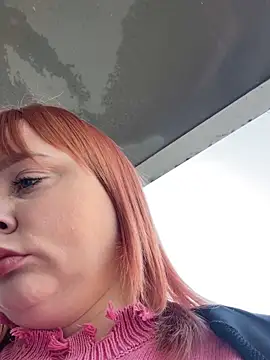 Model9798 online show from November 14, 2025, 7:01 am