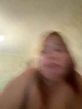 Model9798 online show from December 13, 2025, 8:04 pm