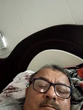 Misterymem63 online show from April 21, 2026, 11:22 pm