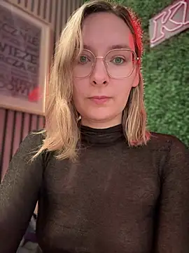 The Snowwhitee online show from March 9, 2025, 9:13 am