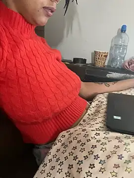 Snapshot of blackmodel chatting on December 27, 2024, 3:26 pm blackmodel online show from December 27, 2024, 3:26 pm