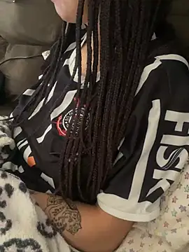 Snapshot of blackmodel chatting on December 31, 2024, 3:31 pm blackmodel online show from December 31, 2024, 3:31 pm