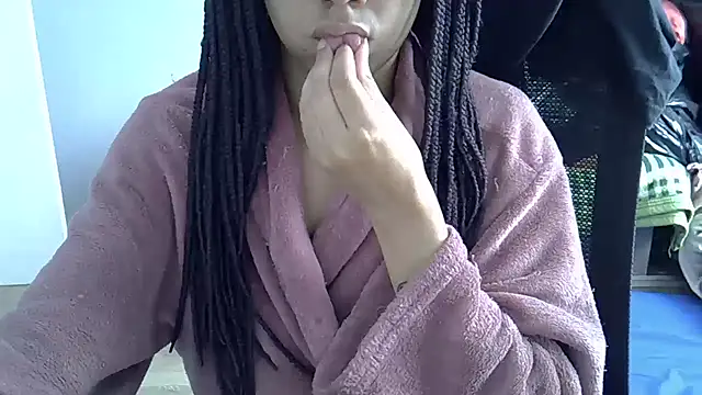 Snapshot of blackmodel chatting on January 27, 2025, 2:24 pm blackmodel online show from January 27, 2025, 2:24 pm