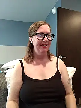 Snapshot of SweetandNaughty1 chatting on September 29, 2025, 9:20 pm SweetandNaughty1 online show from September 29, 2025, 9:20 pm